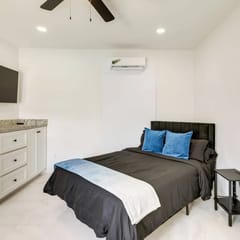 Studio #6 | Beachbound Luxury Studio w/Pool
